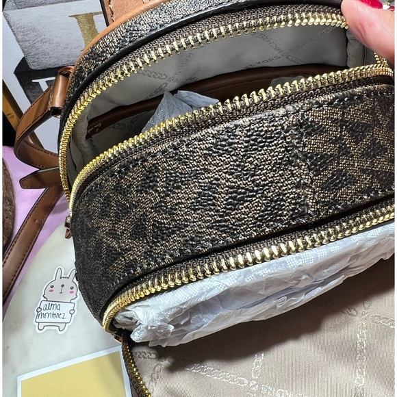 Michael Kors Rhea Zip 
Messenger Backpack Brown
Multi Geometric Pattern NWT - Picture 5 of 17